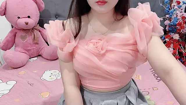 Funikio online show from May 3, 1:20 am