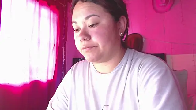 NikkiRous  online show from March 24, 3:39 pm