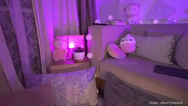 Cheerrysweett online show from January 17, 3:14 am