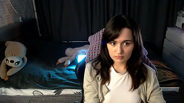 KiraYammy online show from November 8, 10:26 pm