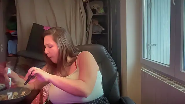 minette-sexy online show from November 6, 3:40 pm