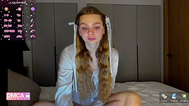 Molly sweetie online show from December 16, 7:14 am