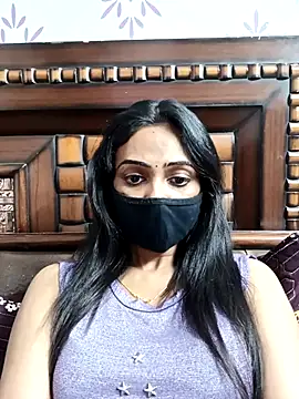 Yours-Bebo online show from February 14, 7:05 pm