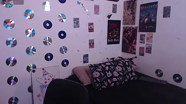 abril666 online show from December 15, 2:44 pm