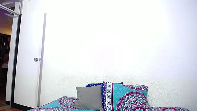  joanne and oliver  online show from February 12, 2:57 am