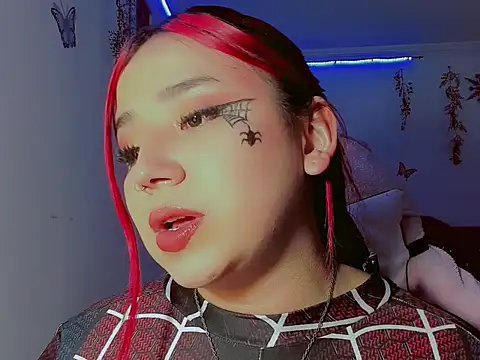 madisonx17 online show from November 1, 12:37 am