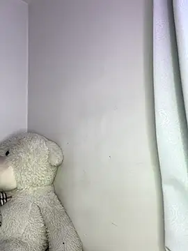 ValerieHilton online show from November 27, 9:28 pm