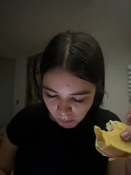 CamilaSofiia online show from June 22, 5:04 am