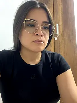 CamilaSofiia online show from November 4, 8:58 pm