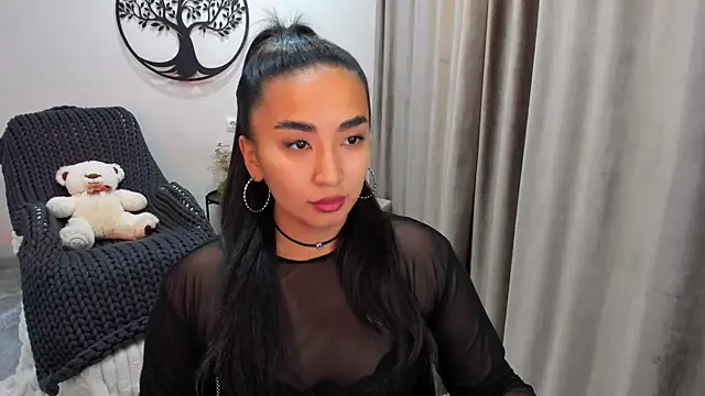 Snapshot of worldofkim chatting on October 24, 4:58 pm worldofkim online show from October 24, 4:58 pm