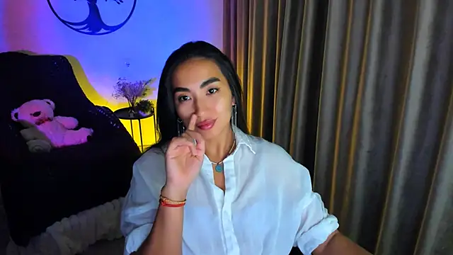 worldofkim online show from November 25, 4:36 am