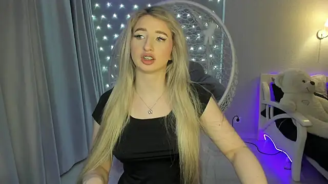 Snapshot of milky_waybaby chatting on September 27, 3:08 pm milky waybaby online show from September 27, 3:08 pm