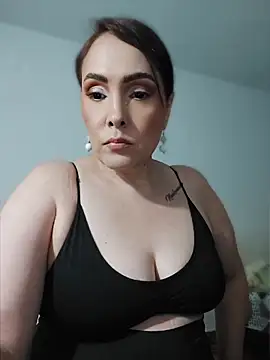 Miss Agatha online show from May 13, 8:58 pm