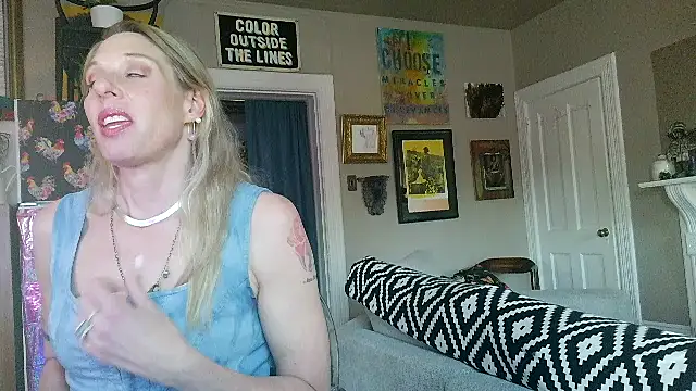 Glamazonx online show from March 12, 12:35 am