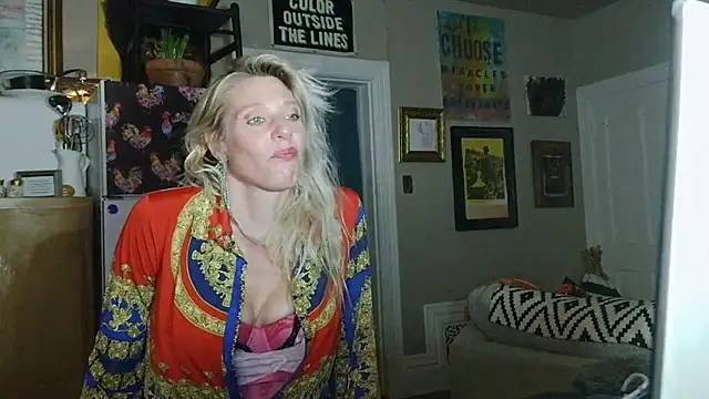 Glamazonx online show from February 24, 2:11 am