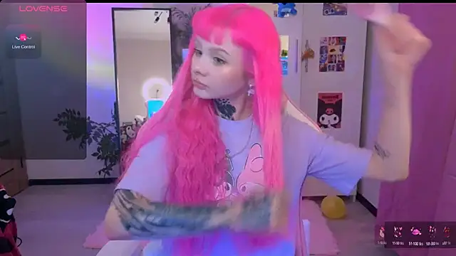 Britney Lynch online show from October 11, 8:11 pm