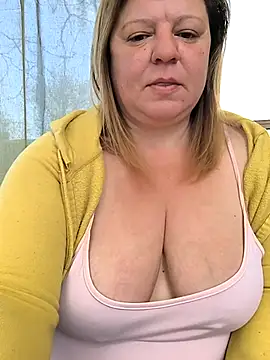 jusichka online show from May 3, 6:17 am