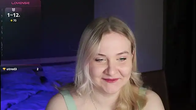 sensual girrrl online show from April 14, 12:00 am