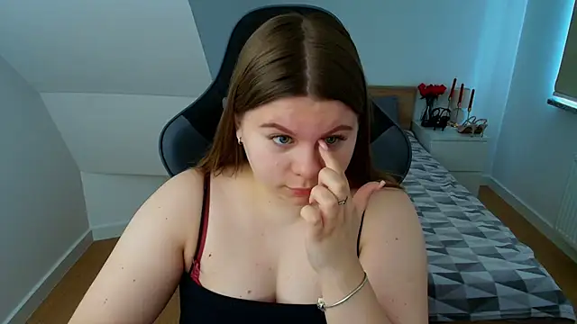 AbbyPleasure online show from March 31, 10:15 am