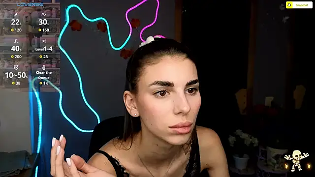 EmmyGreans online show from November 25, 1:35 pm