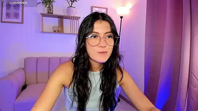 Lilabril online show from July 28, 4:39 pm