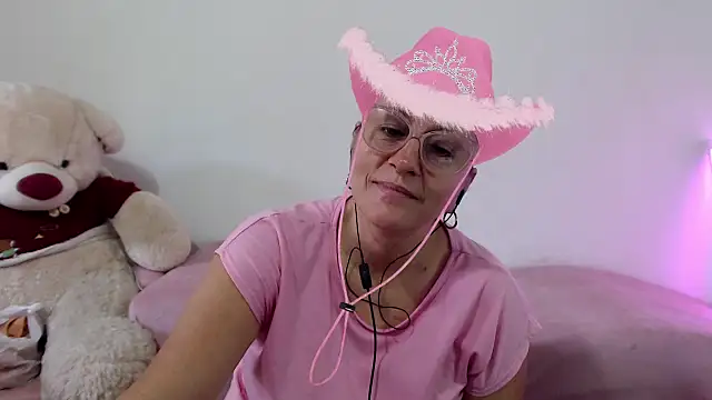 deisy summers47x online show from November 15, 1:23 pm