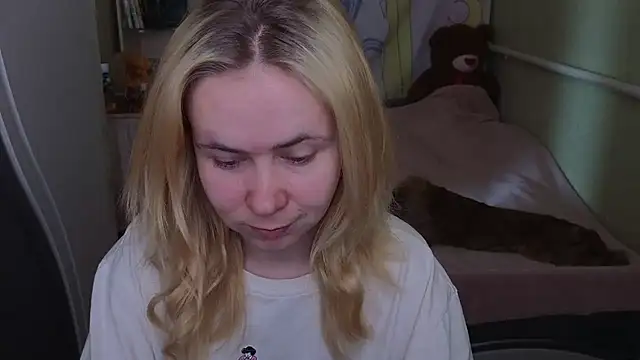 Riley Roo online show from March 20, 7:46 am