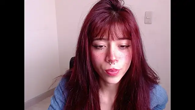 SuzzyyM online show from January 31, 7:56 pm