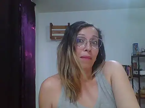 charlott ponce online show from October 14, 10:45 pm