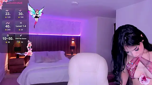 viiolet thomas online show from October 1, 7:52 pm