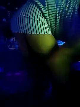 KrystallCoxxh online show from October 9, 10:52 am