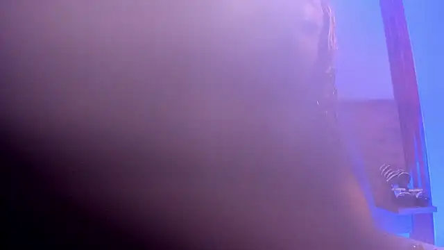 Aliisson Cruz online show from November 15, 4:52 pm