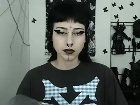 dakota krall   online show from September 18, 10:25 am