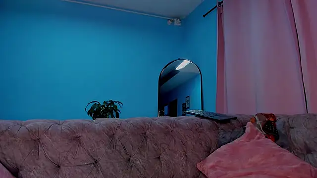 IsabellaBromsS online show from March 31, 1:27 am