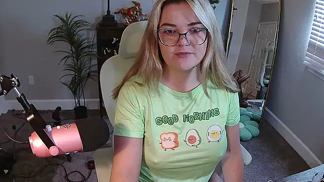 Briiantix online show from December 18, 2:44 pm