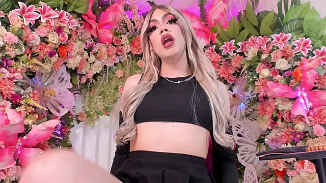 Laurenn evans online show from September 29, 9:53 pm