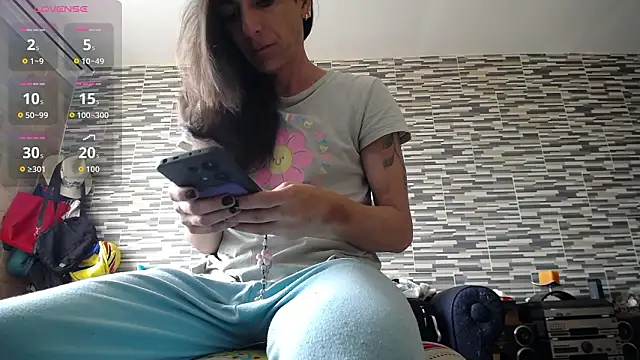 VioletaGomezCo online show from March 9, 2:20 pm