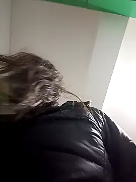 karlamorris  online show from September 17, 1:31 pm