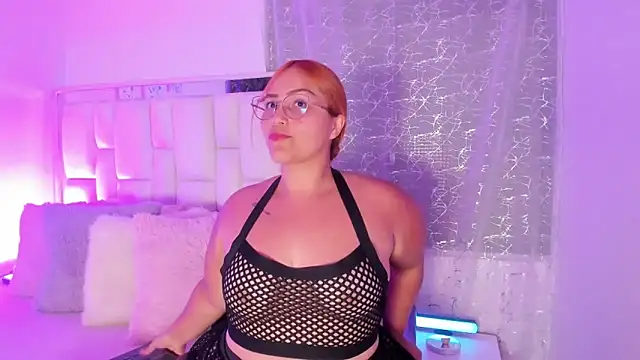 LeahxBarker online show from October 21, 1:53 am