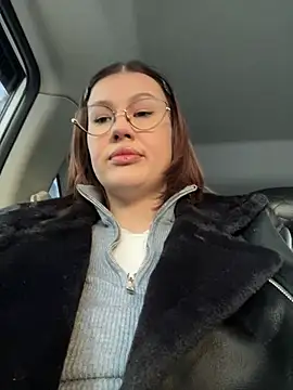 RinaCat online show from February 5, 3:31 am