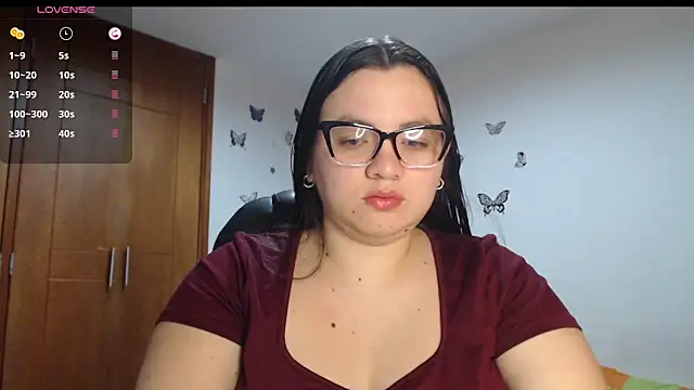 Sarahros1 online show from October 28, 4:07 am