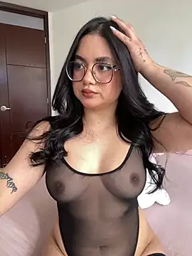 montmariana online show from July 28, 4:27 pm
