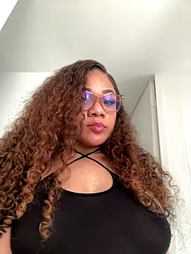 ashley Tompson1 online show from October 23, 1:50 pm