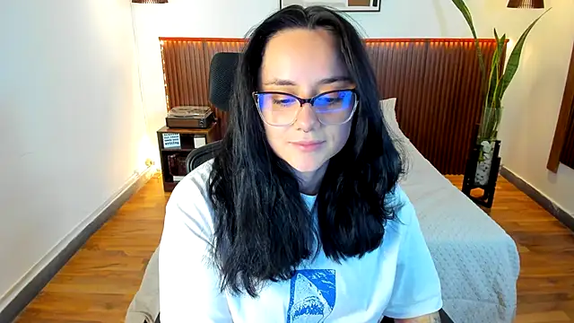 KatherineBond online show from October 4, 10:03 pm