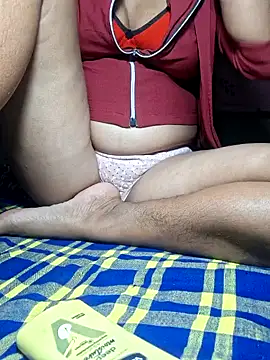 Priya Bong online show from October 28, 4:35 pm