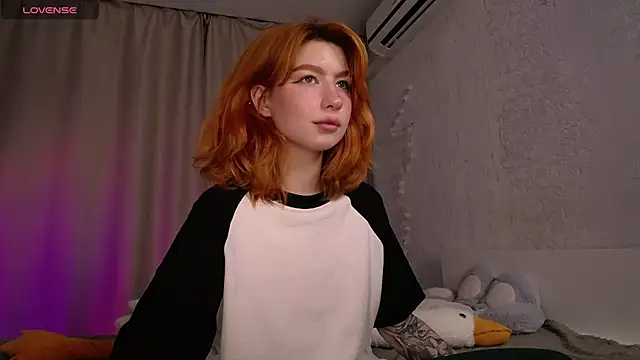 Snapshot of Evaa_Moonn_ chatting on September 12, 5:30 am Evaa Moonn  online show from September 12, 5:30 am