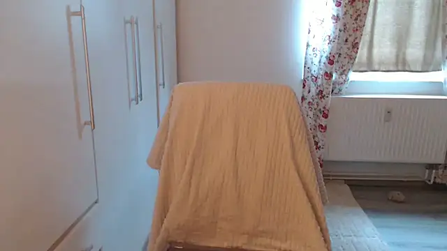 Davinja online show from October 9, 12:09 pm