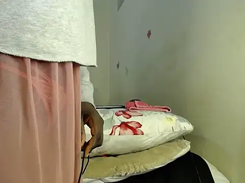 DarkBerry8 online show from November 18, 1:28 am