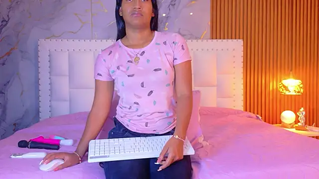 indianschoolgirl online show from April 7, 8:00 pm