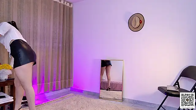 pink flower  online show from April 28, 12:19 am